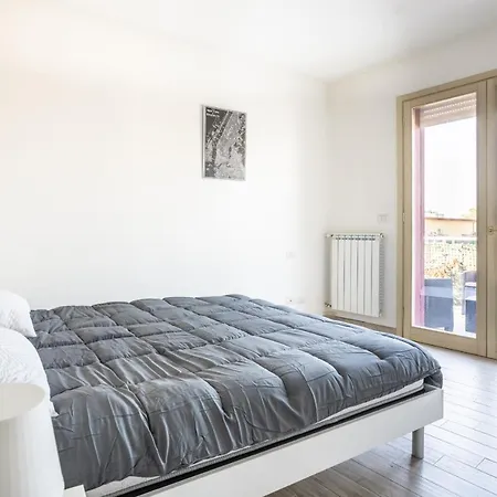 Апартаменты Urban Retreat -private Parking+terrace *