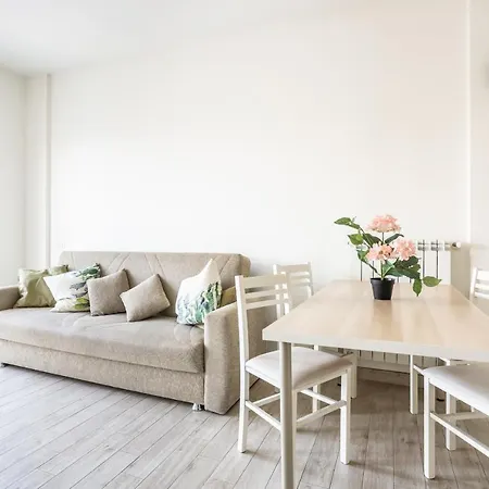 Апартаменты Urban Retreat -private Parking+terrace