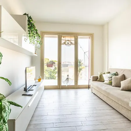 Urban Retreat -private Parking+terrace Рим